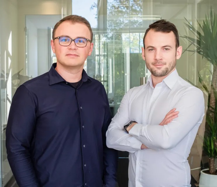 Op deze foto zie je Marcel Putina & Julien Vallet als de oprichters van Finst