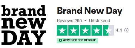 Op deze foto zie je het Brand New Day trustpilot in vergelijking met Brand New Day vs Peaks